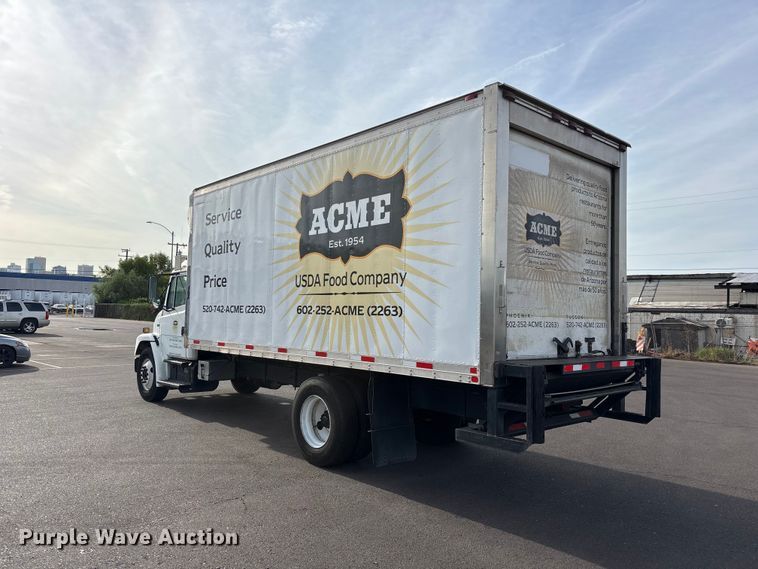 image for item FH7530 1999 Freightliner FL70 refrigerated truck