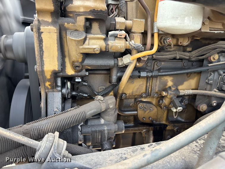 image for item FH7530 1999 Freightliner FL70 refrigerated truck
