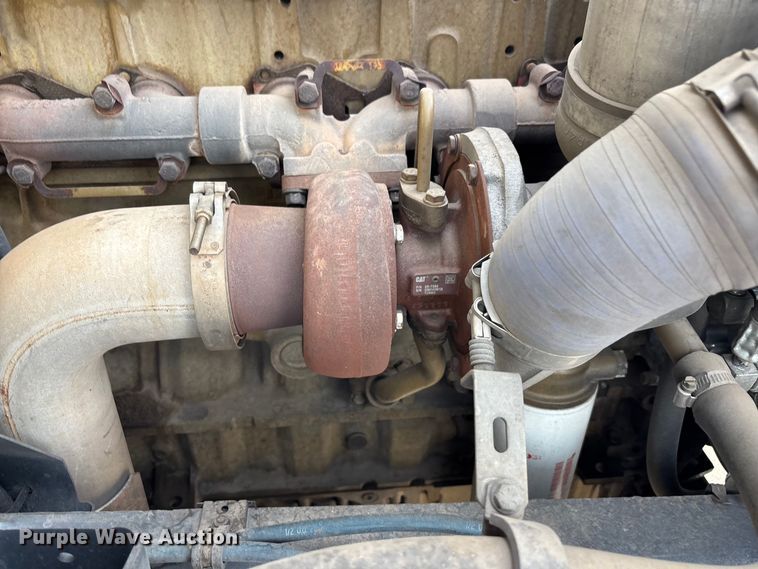 image for item FH7530 1999 Freightliner FL70 refrigerated truck