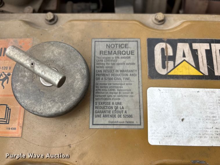 image for item FH7530 1999 Freightliner FL70 refrigerated truck
