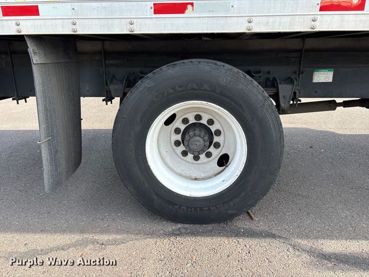 image for item FH7530 1999 Freightliner FL70 refrigerated truck