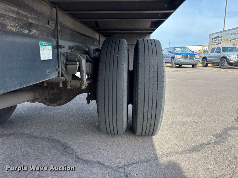 image for item FH7530 1999 Freightliner FL70 refrigerated truck