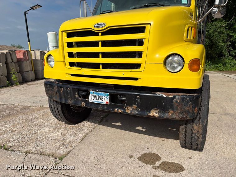 image for item FK0253 1999 Sterling L7500 flatbed truck