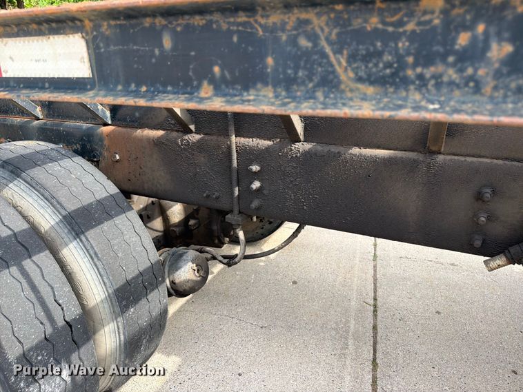 image for item FK0253 1999 Sterling L7500 flatbed truck
