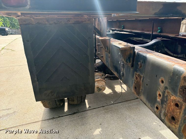image for item FK0253 1999 Sterling L7500 flatbed truck