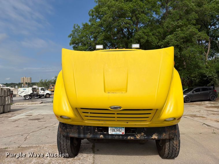 image for item FK0253 1999 Sterling L7500 flatbed truck