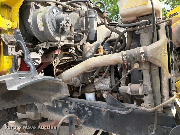 image for item FK0253 1999 Sterling L7500 flatbed truck