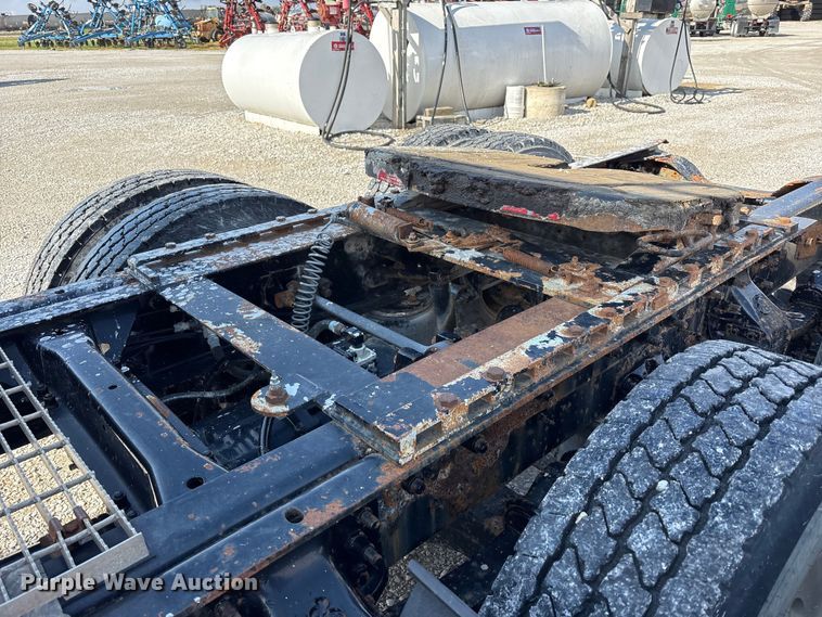 image for item FK1427 1994 Mack CH613 semi truck