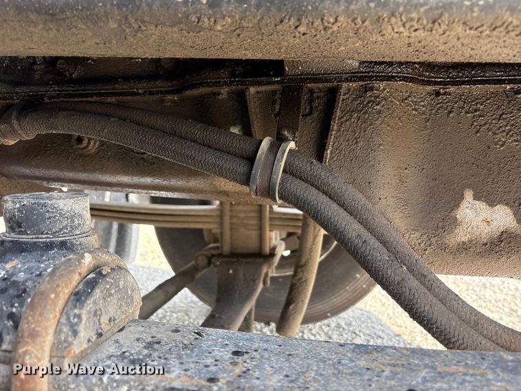 image for item FK1427 1994 Mack CH613 semi truck