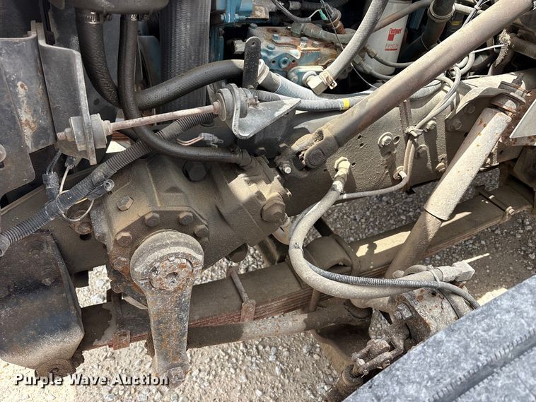 image for item FK1429 2000 International 4900 fuel truck