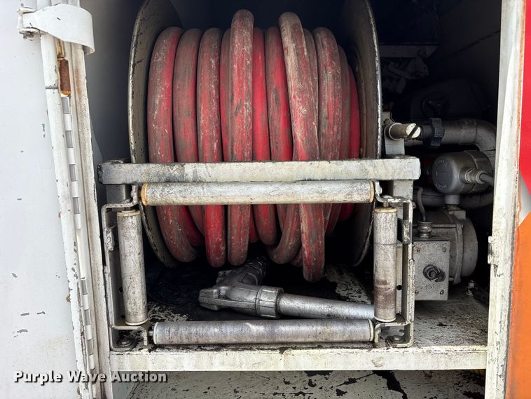 image for item FK1429 2000 International 4900 fuel truck