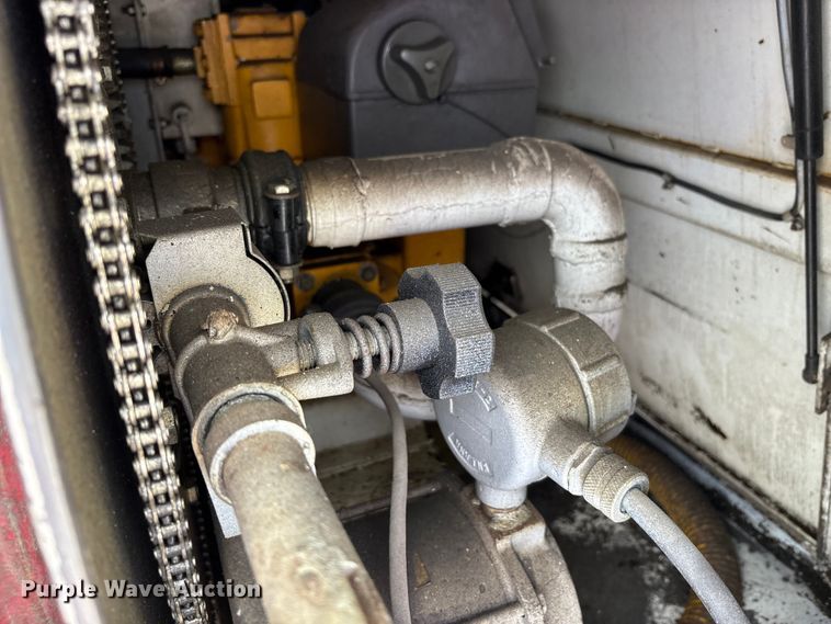image for item FK1429 2000 International 4900 fuel truck