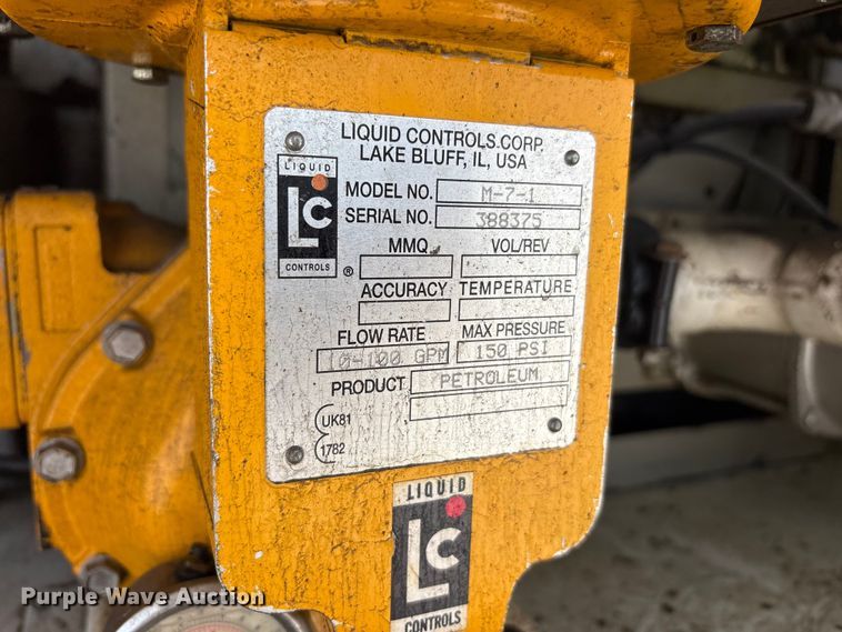 image for item FK1429 2000 International 4900 fuel truck