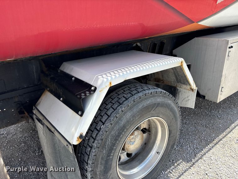 image for item FK1429 2000 International 4900 fuel truck