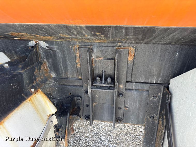 image for item FK1429 2000 International 4900 fuel truck