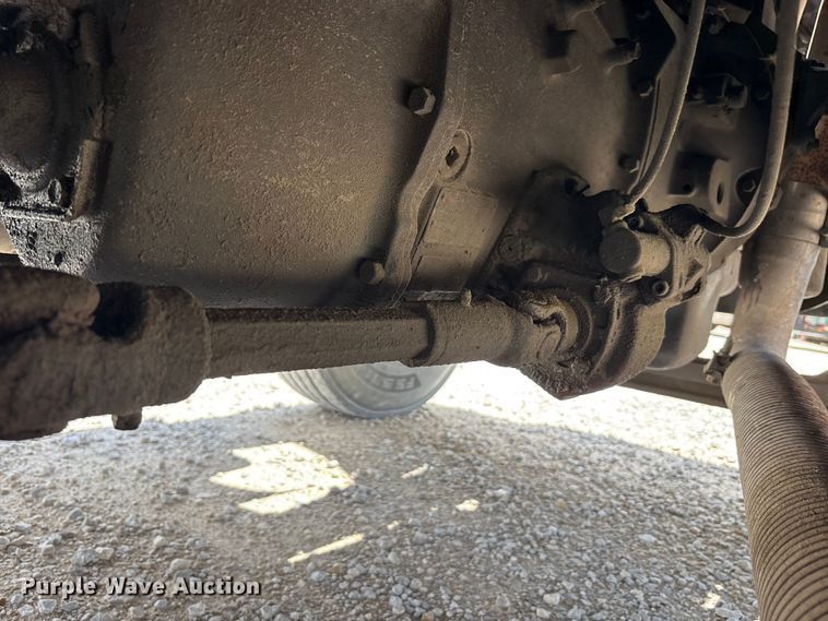 image for item FK1429 2000 International 4900 fuel truck