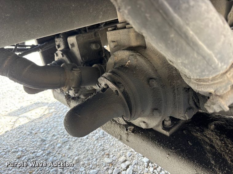 image for item FK1429 2000 International 4900 fuel truck