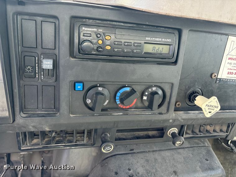 image for item FK1429 2000 International 4900 fuel truck