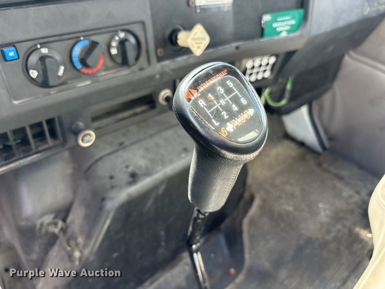 image for item FK1429 2000 International 4900 fuel truck
