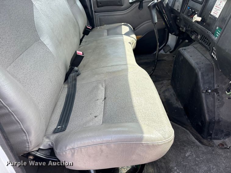 image for item FK1429 2000 International 4900 fuel truck
