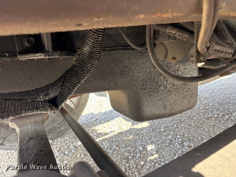 image for item FK1429 2000 International 4900 fuel truck