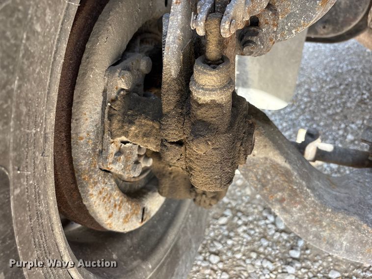image for item FK1429 2000 International 4900 fuel truck