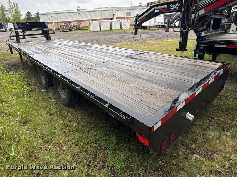 image for item FK1492 2011 Coyote Manufacturing flatbed trailer