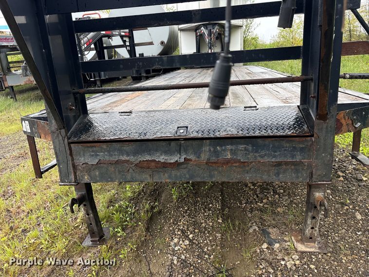 image for item FK1492 2011 Coyote Manufacturing flatbed trailer
