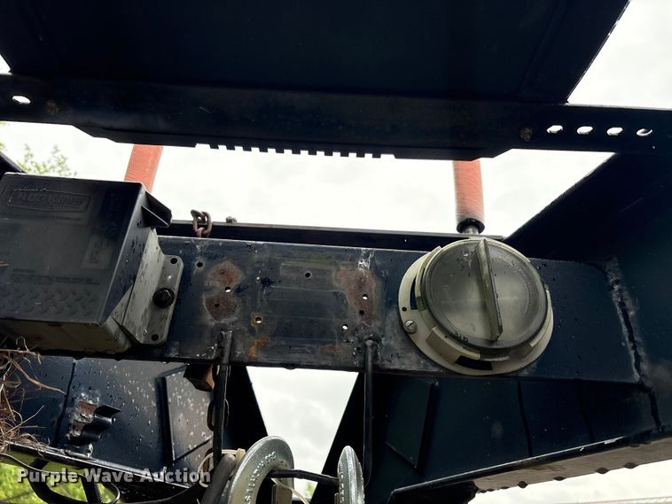 image for item FK1492 2011 Coyote Manufacturing flatbed trailer