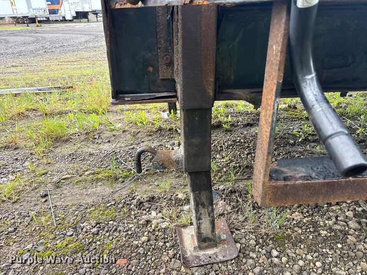 image for item FK1492 2011 Coyote Manufacturing flatbed trailer
