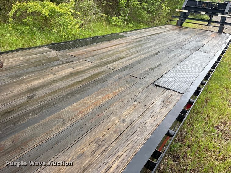 image for item FK1492 2011 Coyote Manufacturing flatbed trailer