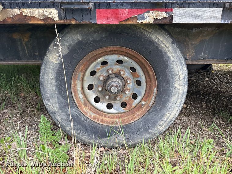 image for item FK1492 2011 Coyote Manufacturing flatbed trailer