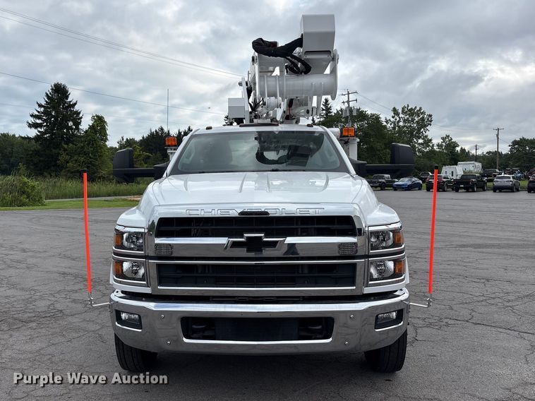 image for item FK2080 2023 Chevrolet Silverado 5500 HD bucket truck