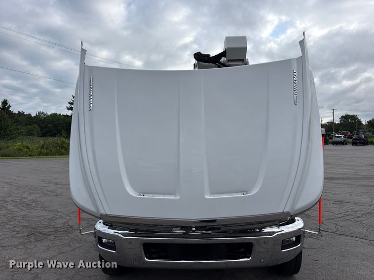 image for item FK2080 2023 Chevrolet Silverado 5500 HD bucket truck