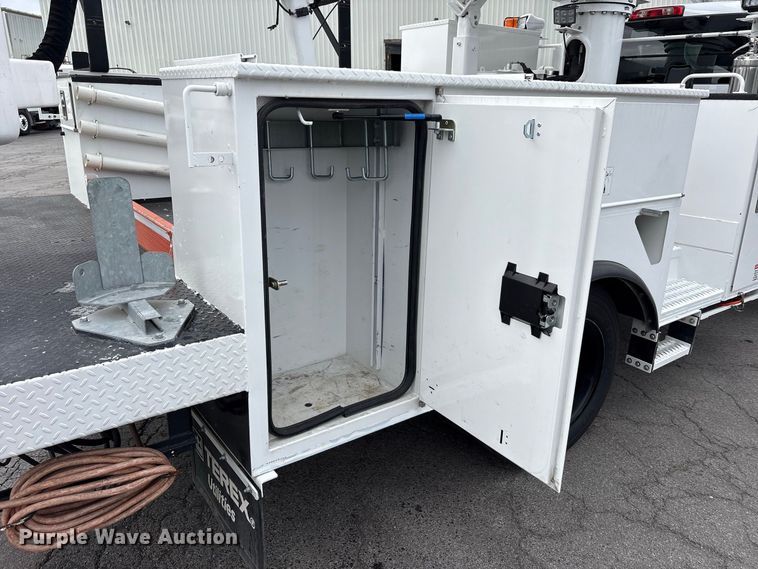 image for item FK2080 2023 Chevrolet Silverado 5500 HD bucket truck