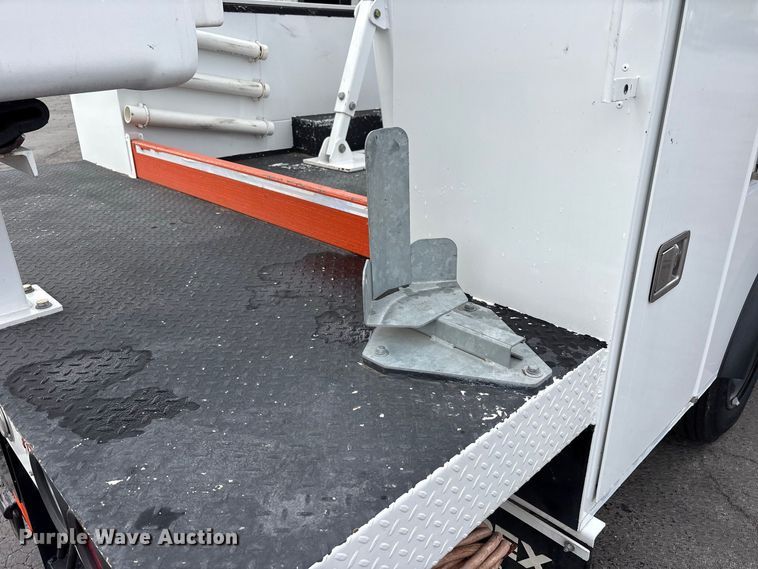 image for item FK2080 2023 Chevrolet Silverado 5500 HD bucket truck