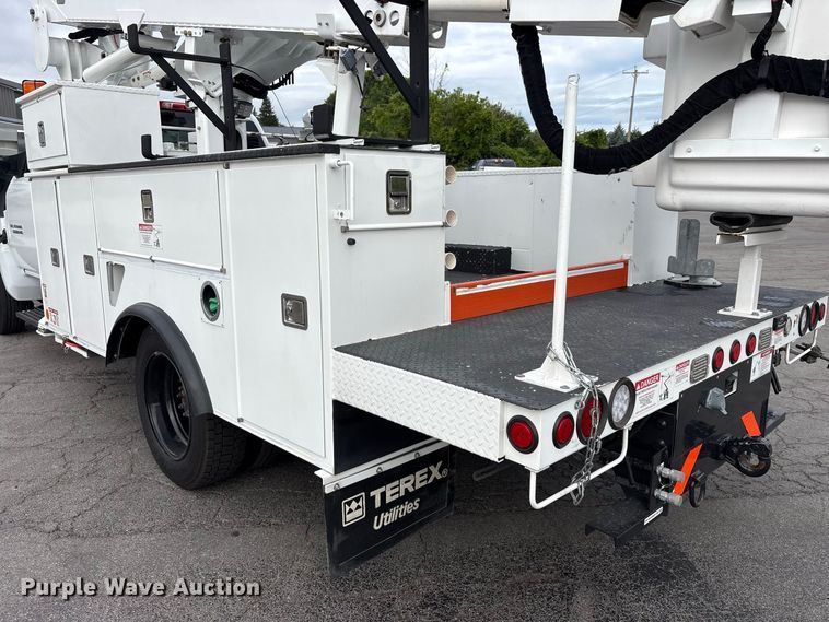 image for item FK2080 2023 Chevrolet Silverado 5500 HD bucket truck