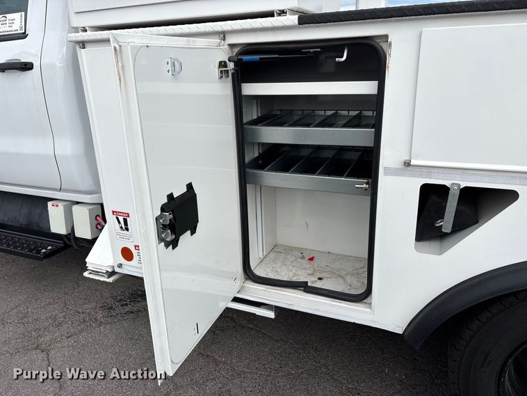 image for item FK2080 2023 Chevrolet Silverado 5500 HD bucket truck