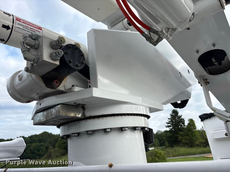 image for item FK2080 2023 Chevrolet Silverado 5500 HD bucket truck