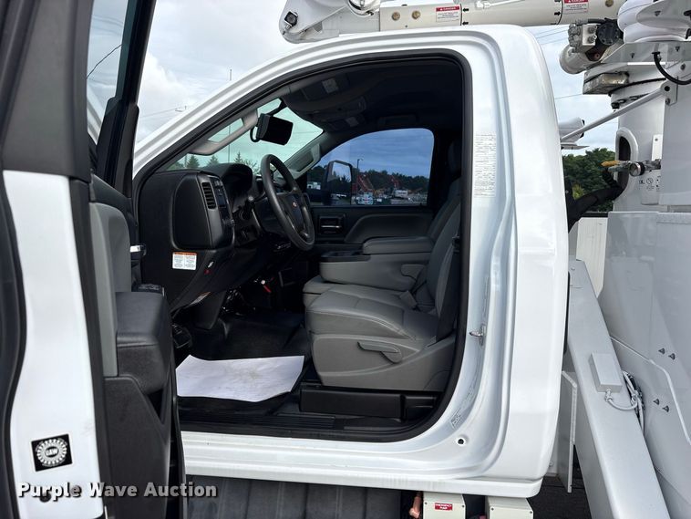 image for item FK2080 2023 Chevrolet Silverado 5500 HD bucket truck