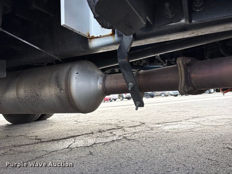 image for item FK2080 2023 Chevrolet Silverado 5500 HD bucket truck