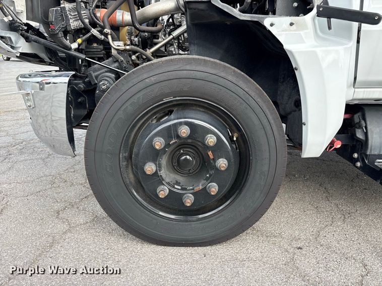 image for item FK2080 2023 Chevrolet Silverado 5500 HD bucket truck