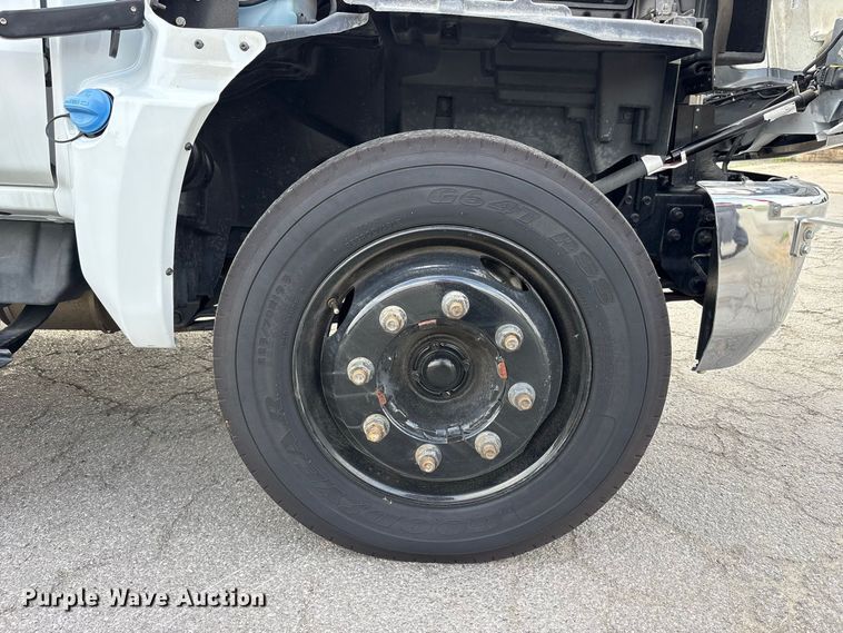 image for item FK2080 2023 Chevrolet Silverado 5500 HD bucket truck