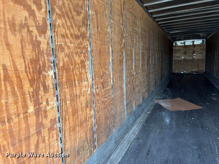 image for item FK3151 2005 Wabash dry van trailer