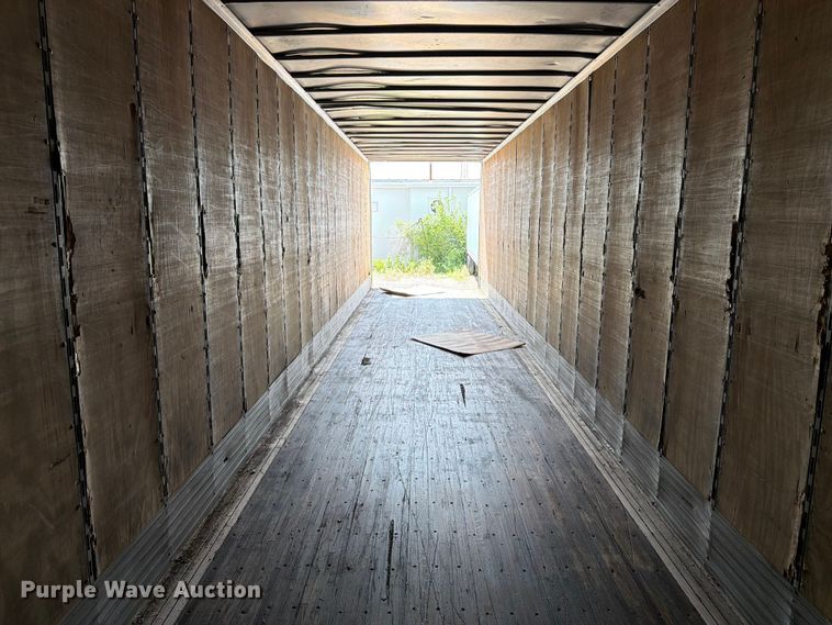 image for item FK3151 2005 Wabash dry van trailer