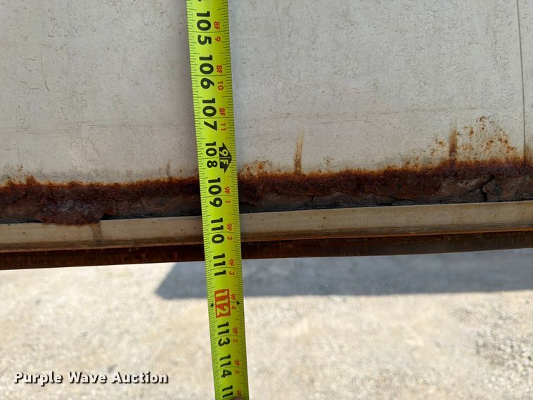image for item FK3151 2005 Wabash dry van trailer