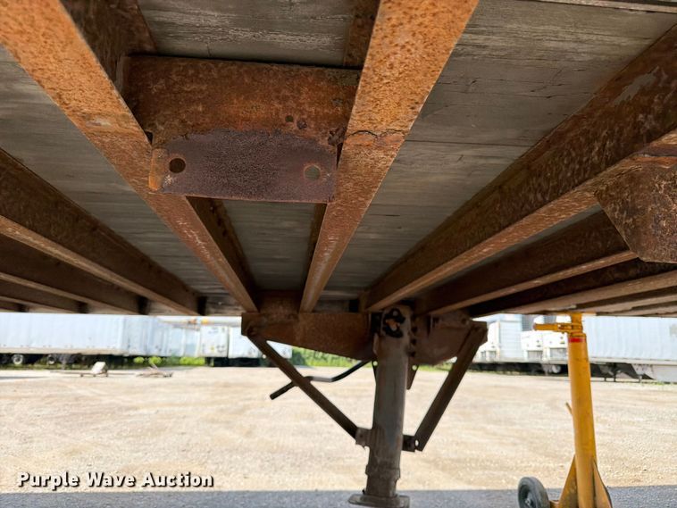 image for item FK3151 2005 Wabash dry van trailer