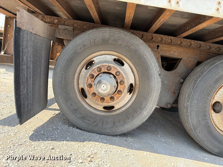 image for item FK3151 2005 Wabash dry van trailer