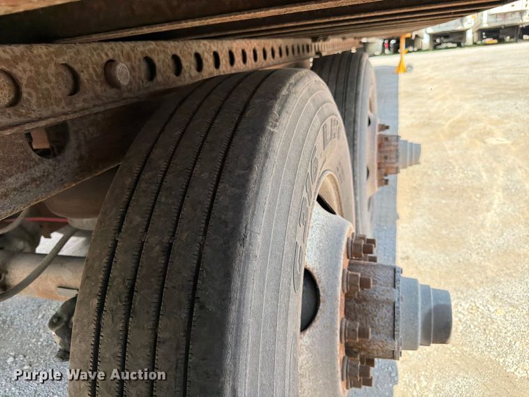 image for item FK3151 2005 Wabash dry van trailer