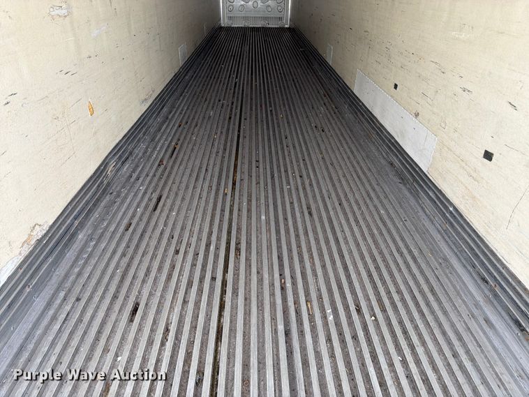 image for item FK3224 2003 Great Dane 7811TZ-1A refrigerated van trailer
